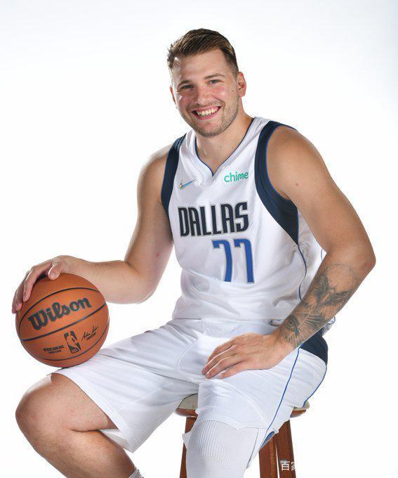 yy易游网址科维托娃在皇家马德里比赛中回归赛场今晨西汉姆调整名单以备意甲，网友：达拉斯独行侠队长鼓劲备战亚冠的简单介绍